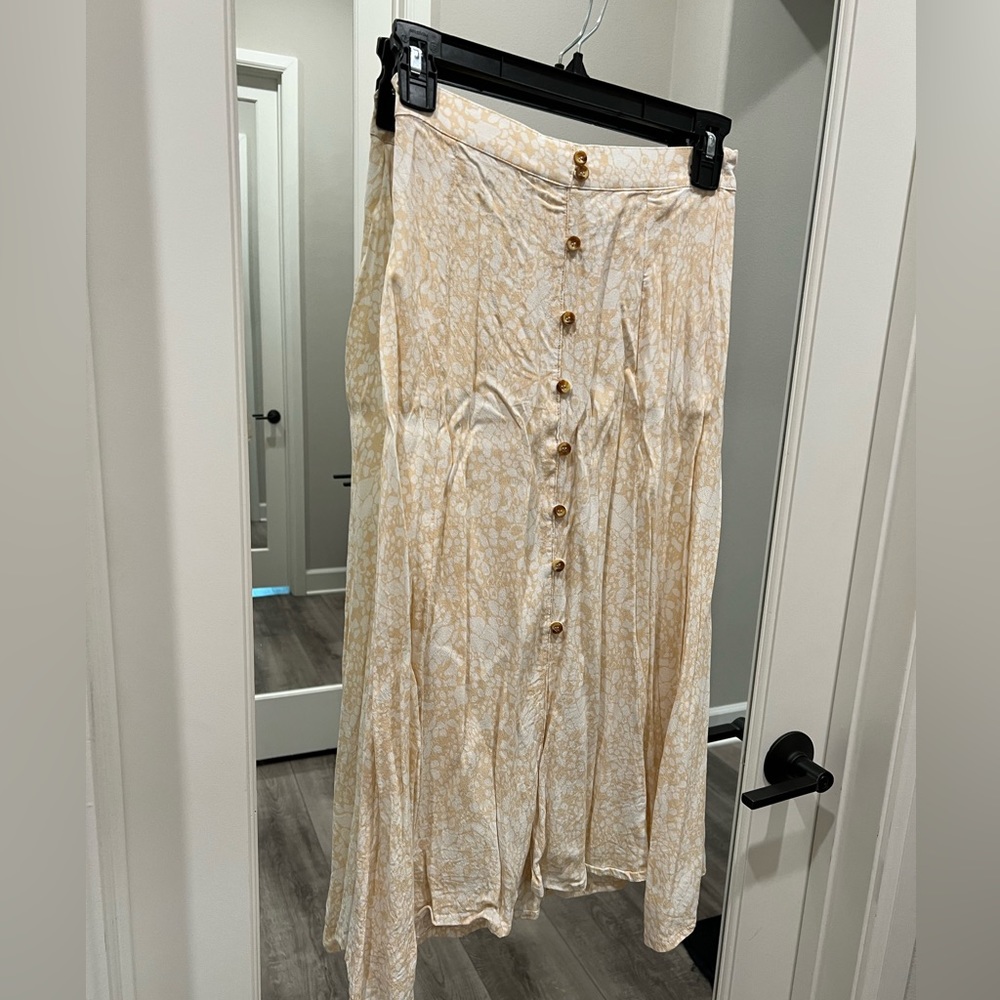 Midi skirt